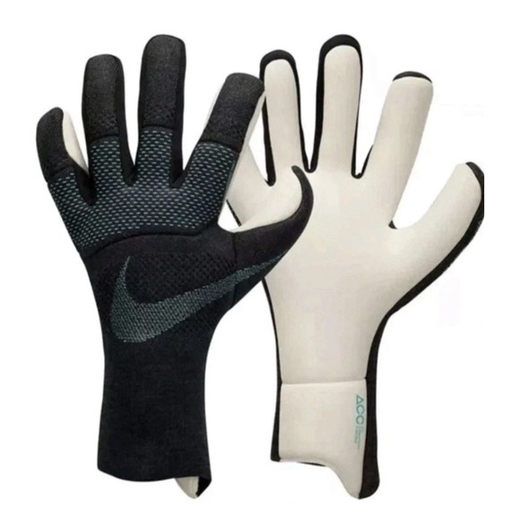Size 6 Nike Vapor Grip3 Dynamic Fit Soccer Goalkeeper Gloves FD5766-010 $160 New - Picture 1 of 7